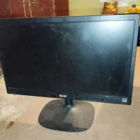 کامپیوتر|رایانه رومیزی|شبانکاره, |دیوار