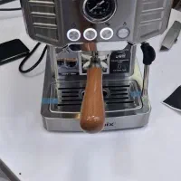 نیاز مند باریستا  خانوم برای کافه.