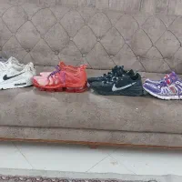 نایک بروکس نایک نایک