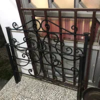 تخت خواب فرفورژه یک نفره|تخت و سرویس خواب|چمستان, |دیوار