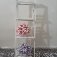 استندچوبی همراه گل|گل و گیاه طبیعی|ماهدشت, |دیوار