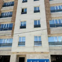 آپارتمان لوکس ۱۶۸.۵ متری واقع در بادامستان