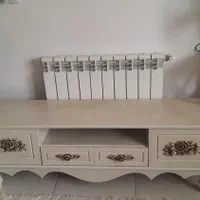 میز تیوی سفید