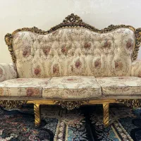 مبل سلطنتی ۹نفره سالم همراه با میز عسلی