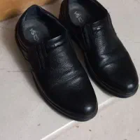 کفش کارکرده بسیار تمیز  تمام چرم  مردانه سایز ۴۲|کیف، کفش، کمربند|قم, بکایی|دیوار