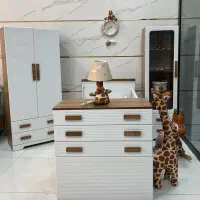 تخت و کمد نوزاد