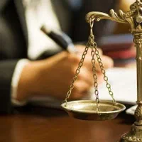 وکیل پایه یک دادگستری