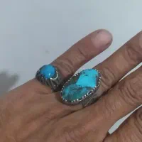 دوتا انگشتر نقره فیروزه نیشابوری با ضمانت اصالت .