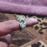 انگشتر زبرجد اصل افغان بدون یک کم نا خالصی|جواهرات|بروجرد, |دیوار