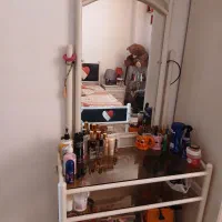 تخت دونفره،میز ارایش،تخت۱ نفره،میز کامپییوتر،ساعت|تخت و سرویس خواب|اصفهان, مولوی|دیوار