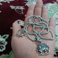 زنجیر نقره شیر خورشید