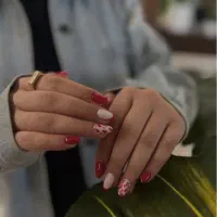 خدمات،آموزش ناخن و بافتمو ۳۵۰ تومن