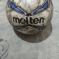 توپ molten  فقط ۲ ماه استفاده شده