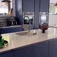نصب برچسب کابینت نصاب استیکر لوگو شیشه مات کن|خدمات پیشه و مهارت|تهران, شهرک غرب|دیوار