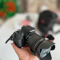دوربین   Canon700D  + لنز همه‌کاره  18-135 STM|دوربین عکاسی و فیلم‌برداری|اصفهان, بهارستان (مخابرات)|دیوار