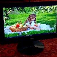 مانیتور حرفه ای کامپیوتر 19 اینچ ال جی lg طراحی|قطعات و لوازم جانبی رایانه|نجف‌آباد, امیرکبیر|دیوار