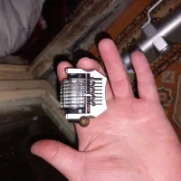 یک عدستگاه شماره زن|پرینتر، اسکنر، کپی، فکس|اندیشه, اندیشه فاز ۴|دیوار