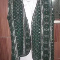 قرمزوسبزو.|لباس|کاشان, سرپله جدید|دیوار