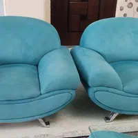 مبل هفت نفره و میز مربوطه