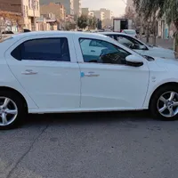 تارا وی 4 ال ایکس، مدل ۱۴۰۳