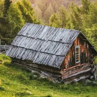 نظافت راه پله وجابجای کمدتخت وغیره درخدمتم