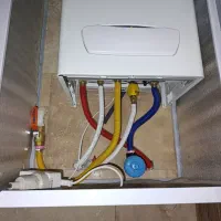 نصب شیرآلات آبگرمکن رادیات پکیج لوله کشی کولر|خدمات پیشه و مهارت|شهرکرد, |دیوار