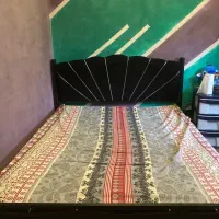 تخت دو نفره  به همراه  تشک رایگان