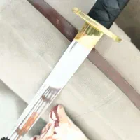 کاتانایی مشکی