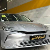 تویوتا کمری هیبرید ۲۰۲۵