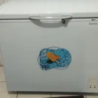 فریزر صندوقی برفاب مدل cf-220Lدر حد نو