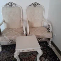 مبل ۷نفره به همراه ۱عدد جلومبلی و ۲تاعسلی