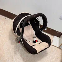 کالسکه مسافرتی وکریر|کالسکه و لوازم جانبی|سیرجان, |دیوار