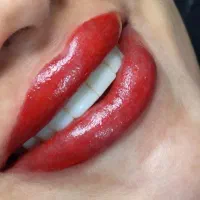 میکروبلیدینگ. خط چشم. شیدینگ لب. بن مژه