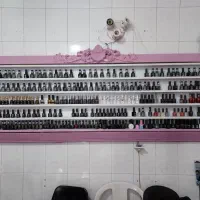 میز ناخن صندلی اصلاح صندلی تخت شو استند لاک|آرایشگاه و سالن‌های زیبایی|ملایر, |دیوار