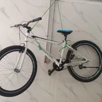 دوتا دوچرخه نو آکبند