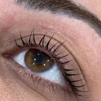 لیفت و لمینیت مژه و ابرو