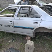 اتاق پژو ۴۰۵ بدنه