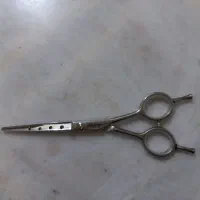 قیچی حرفه ای کوتاهی