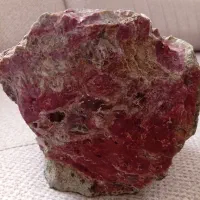سنگ قرمز
