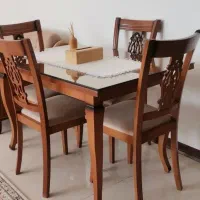 میز ناهار خوری 4 نفره در حد نو