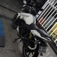 آپاچی 180