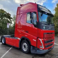 .واردات مستقیم کشنده volvo.داف.اسکانیا رنو