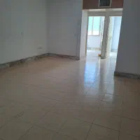 آپارتمان ۱۰۰ متری طبقه دوم