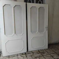 دوعدد درب چوبی