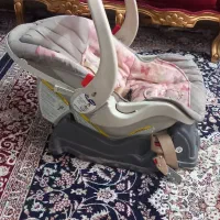 صندلی کودک و کریر خارجی و سالم|تخت و صندلی بچه|همدان, |دیوار