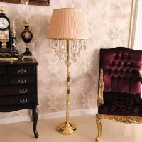 آباژور ایستاده