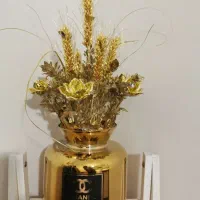 گل و گلدان طلایی