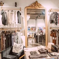 اتوکار و چرخکار ماهر خانم