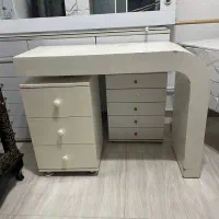 وسیله‌های‌‌اریشگاه‌زنانه