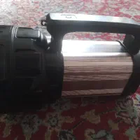 چراغ قوه|کوهنوردی و کمپینگ|برخوار, |دیوار